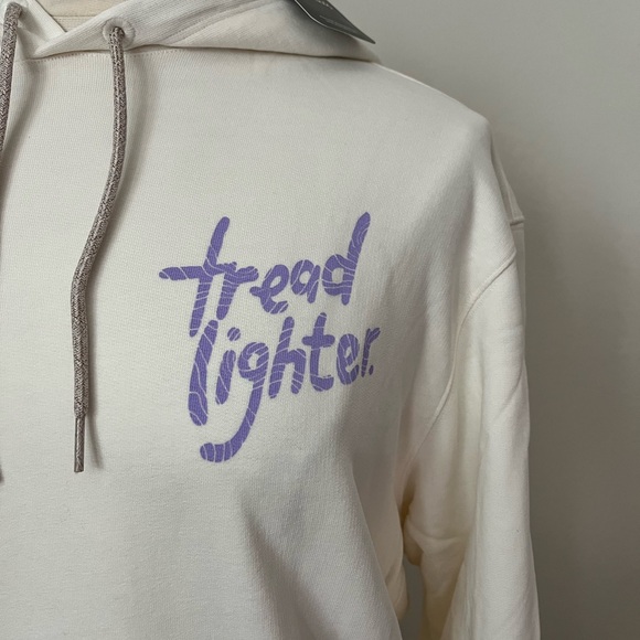 Tread lighter hooded pullover. Very good quality. Brand new XXL. 45-48”woman/man - Picture 13 of 14